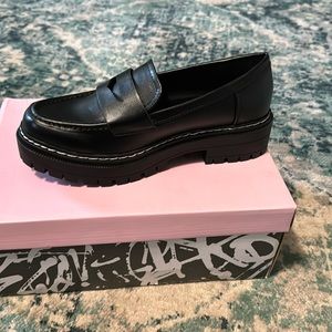 Soda chunky loafers new 8.5